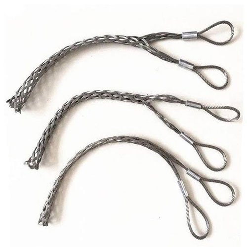 Double Eye cable socks